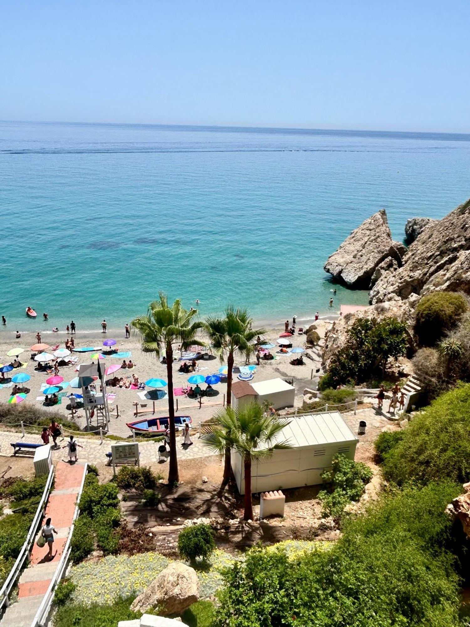 Numali Apartamento Nerja Luaran gambar