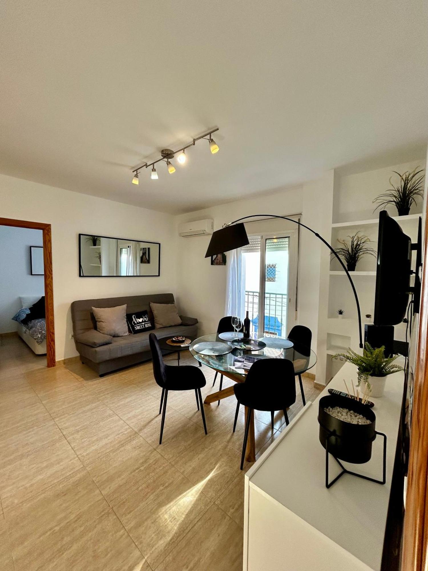 Numali Apartamento Nerja Luaran gambar