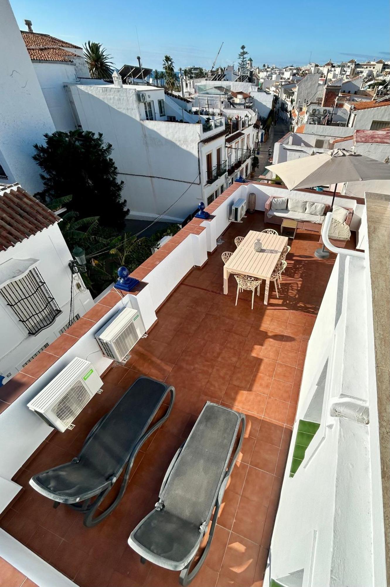 Numali Apartamento Nerja Luaran gambar